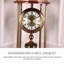 Horloge de plancher rétro en alliage élégant avec porte-bouteilles et porte-bouteilles