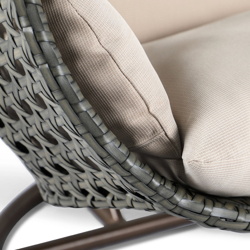 Fauteuil suspendu en fer robuste avec rouille et coussin