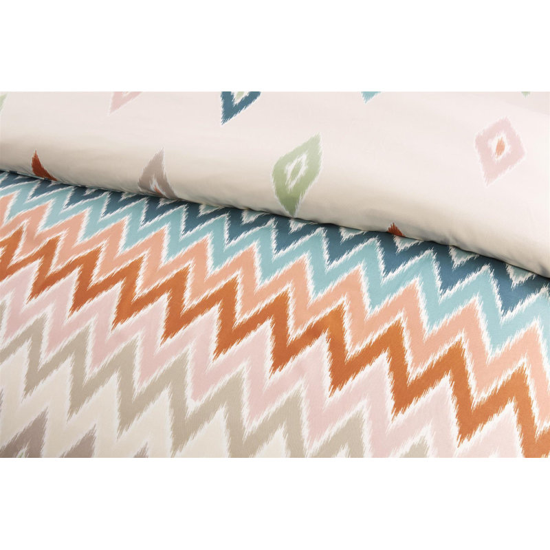Bali Multi Complete Set Microfiber Chevron / Zig Zag Duvet Cover Set with Pillowcases