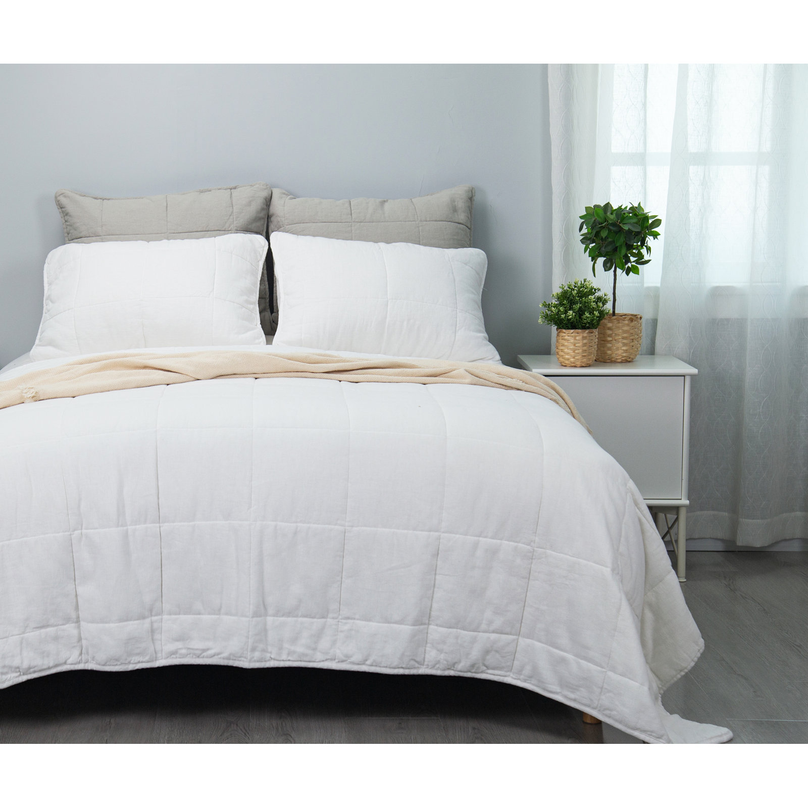 Linen Blend Quilt Set, Off White, King Quilt + 2 Shams