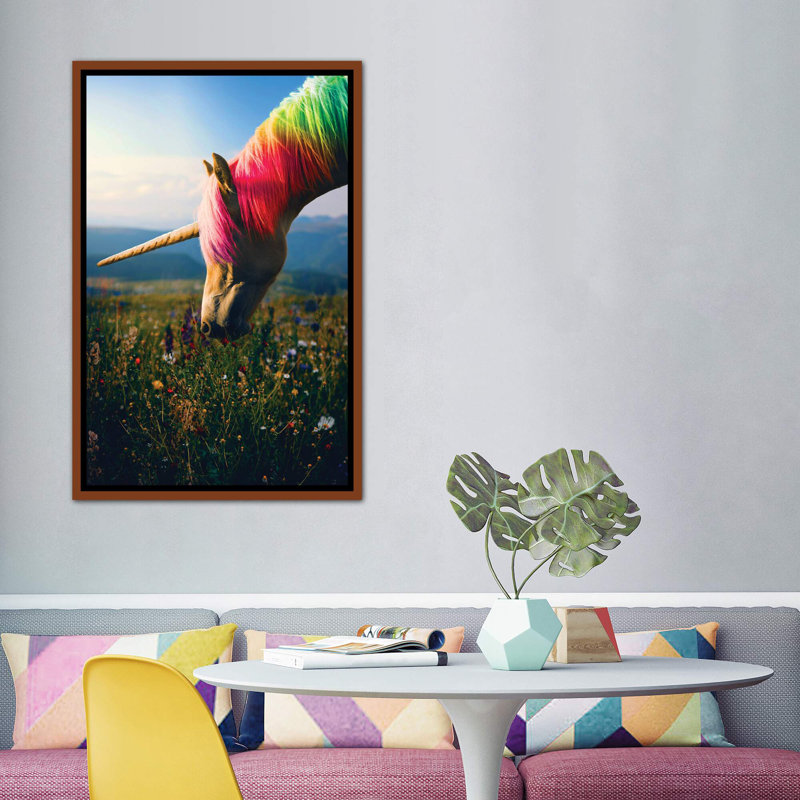 «Daydreaming Unicorn Rainbow» par Soaring Anchor Designs - impression d'art graphique, H 60 po x l 40po x P 1,5 po