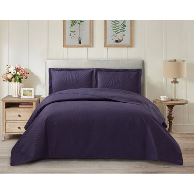 Floral Bedspread with Pillow Shams Included