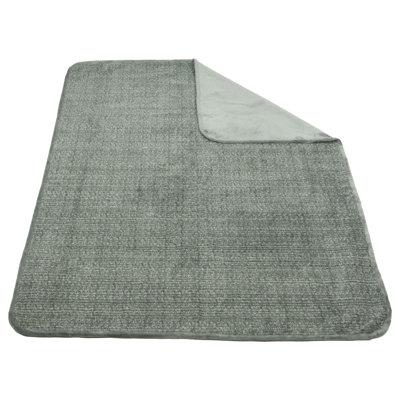 Cozy Waterproof Pet Throw