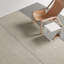 Tapis clair entre les couleurs ardoise / ivoire-74864914