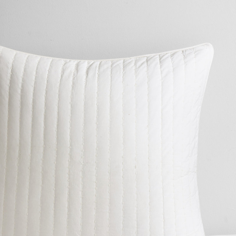 767998600-E60E Comforter