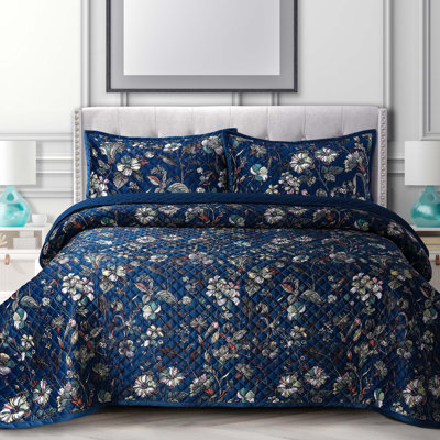 Amara Velvet Floral Quilt