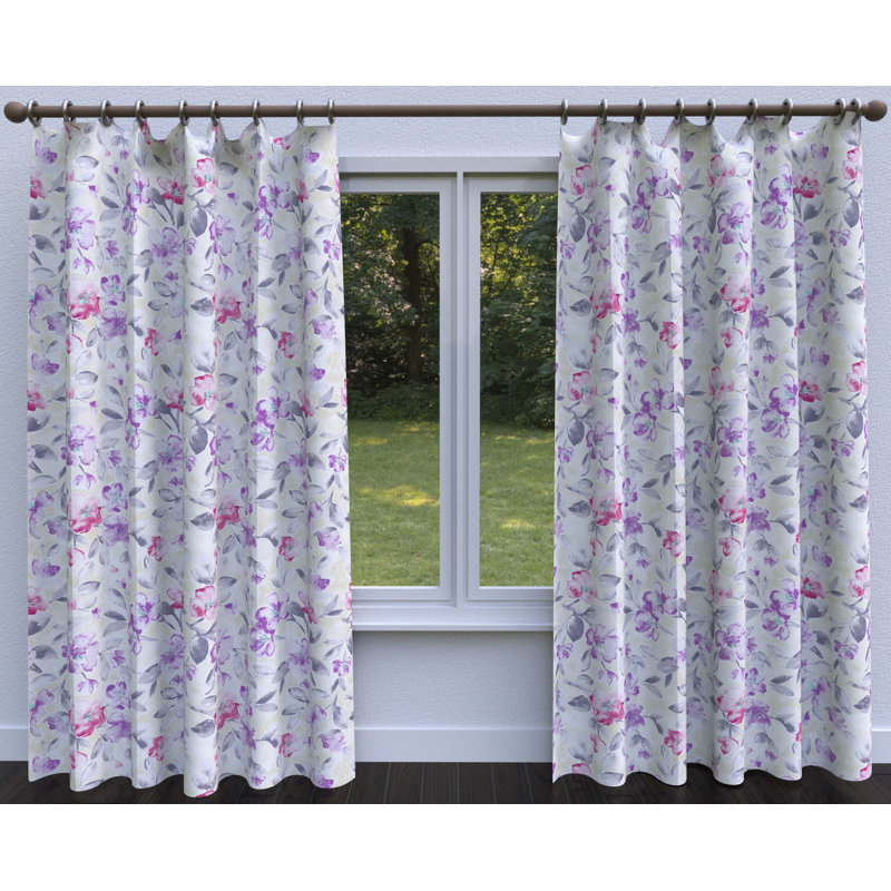 Tissu à imprimé floral, Mauve / Gris