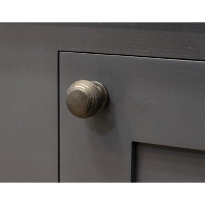 Beehive 30mm Diameter Round Knob