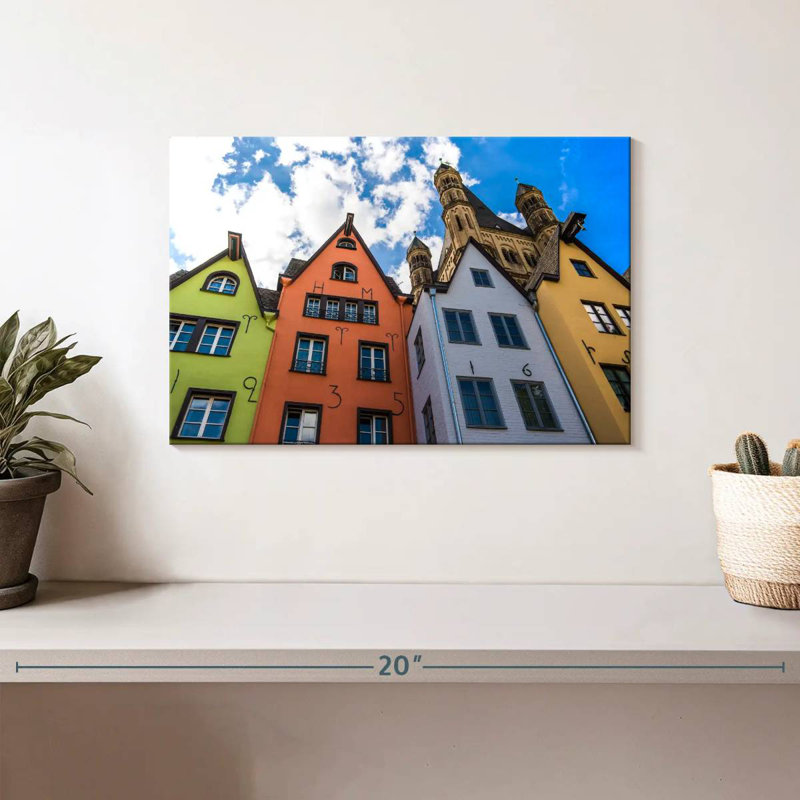 Cologne Townhouses, H 8 po x l 12 po