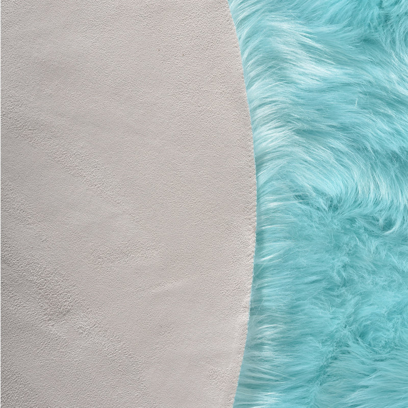 Faux Sheepskin Indoor Rug, Round 5'