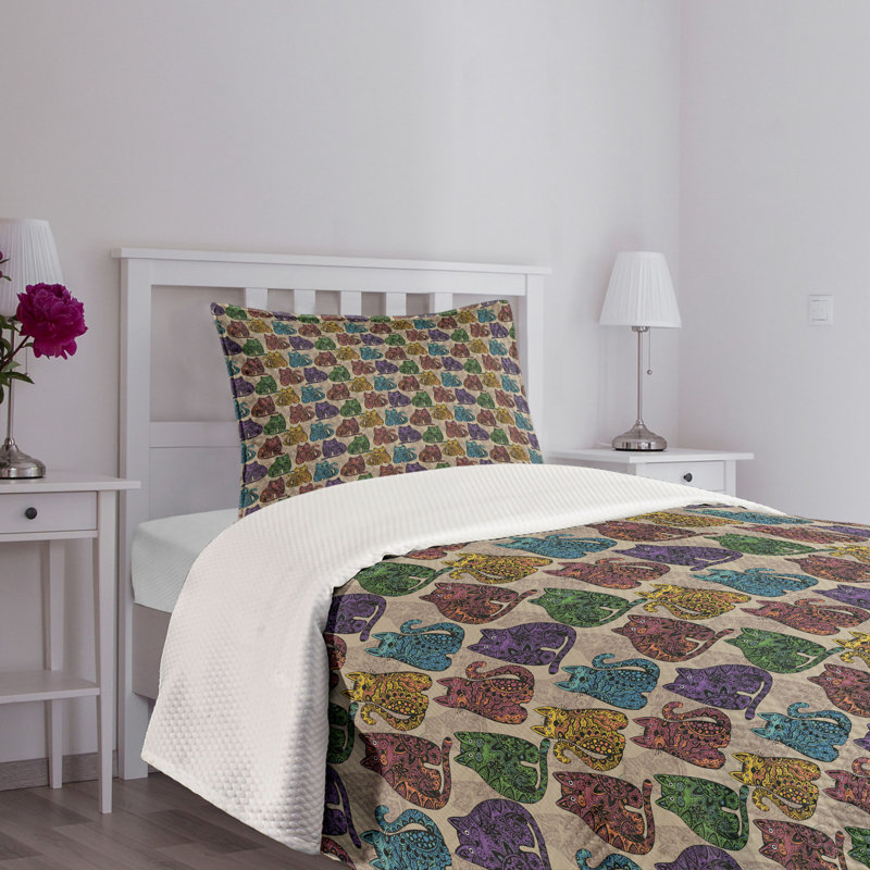 Ambesonne Tattoo Bedspread Set Colorful Cats Multicolor, Twin Bedspread + 1 Standard Sham