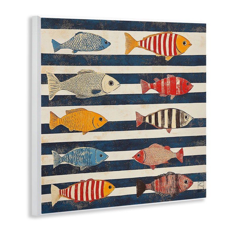 Plaque maritime sur fond rayé maritime, design par Sara Culpepper