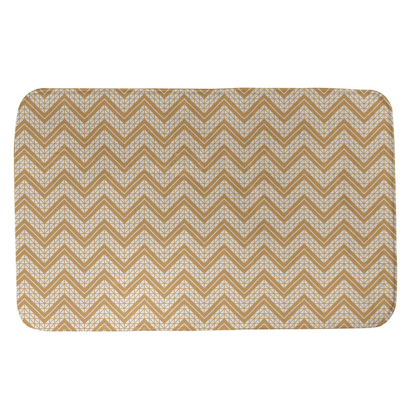 Tapis pour salle de bain à motif à chevrons à la main Stephenie, l 21 po x L 34 po, Orange