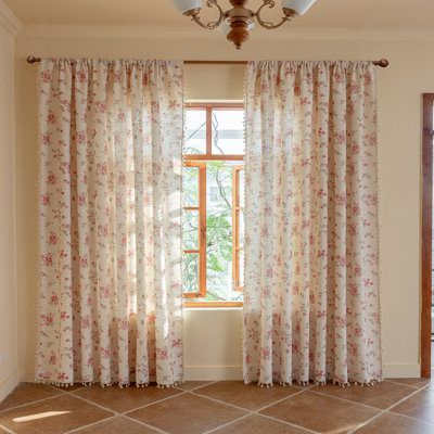 Polyester Exquiste Pattern Print Curtains 2 Panel