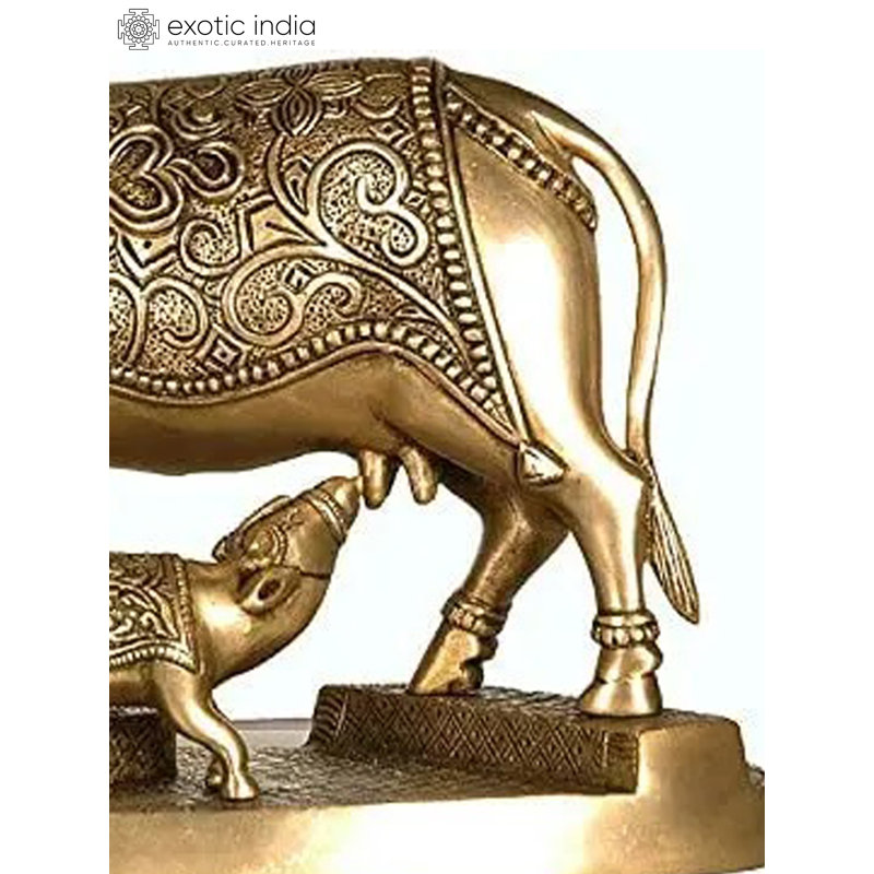 Sculpture de vache et de veau en laiton, figurine sacrée de 8,7 po de style animal sacré pour l'autel et le salon