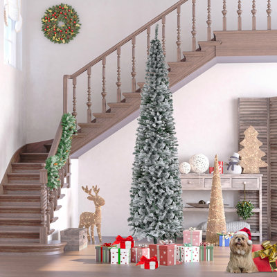 Arbre de Noël artificiel mince enneigé 9 pi de hauteur avec des branches réalistes et 1014 pointes