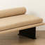 Banc simple, banc de repos, base en métal à longues bandes-110441678-130715214