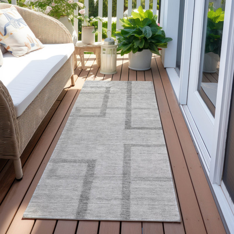 Malchow Washable Geometric Indoor / Outdoor Rug, Runner 2'3" x 7'6"