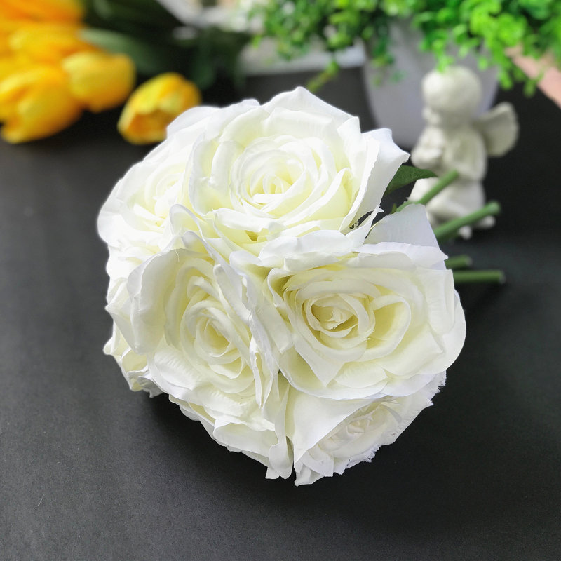 Arrangement de rose en soie ouvert artificiel, Crème