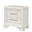 Table de chevet de style traditionnel avec ports USB, décorations ornées et tiroirs en queue d'aronde pour un décor de chambre à coucher élégant