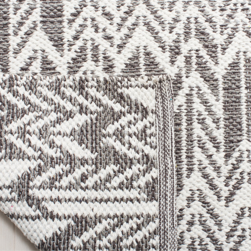 Paz Hand Woven Performance Chevron Rug, Rectangle 3' x 5'