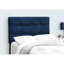 Lit simple en velours bleu, style transitionnel pour les intérieurs de chambre à coucher de jeunes avec cadre rembourré