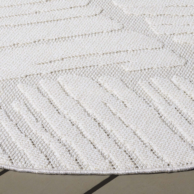 Delrae Performance Abstract Indoor/Outdoor Area Rug, Round 6'7"