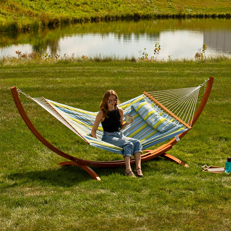 Hamac avec barre d'écartement en polyester pour 2 personnes West Hewish, H 51 po x l 55 po x P 142,5 po, Bleu/vert