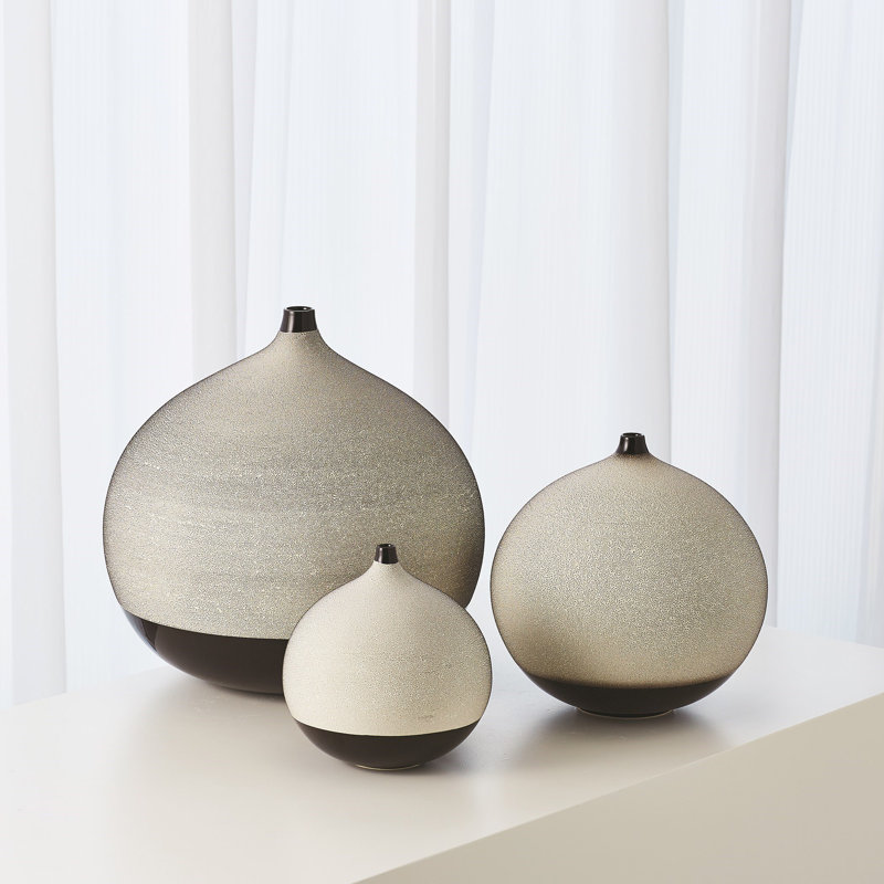 Pixelated Ball Vase, Black/Brown, 14"H x 15"W x 15"D