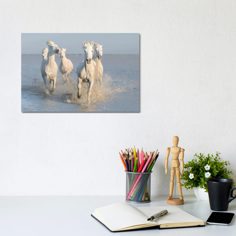 Horses 1 Piece Wrapped Canvas Wall Art, 20.32 cm H x 30.48 cm W