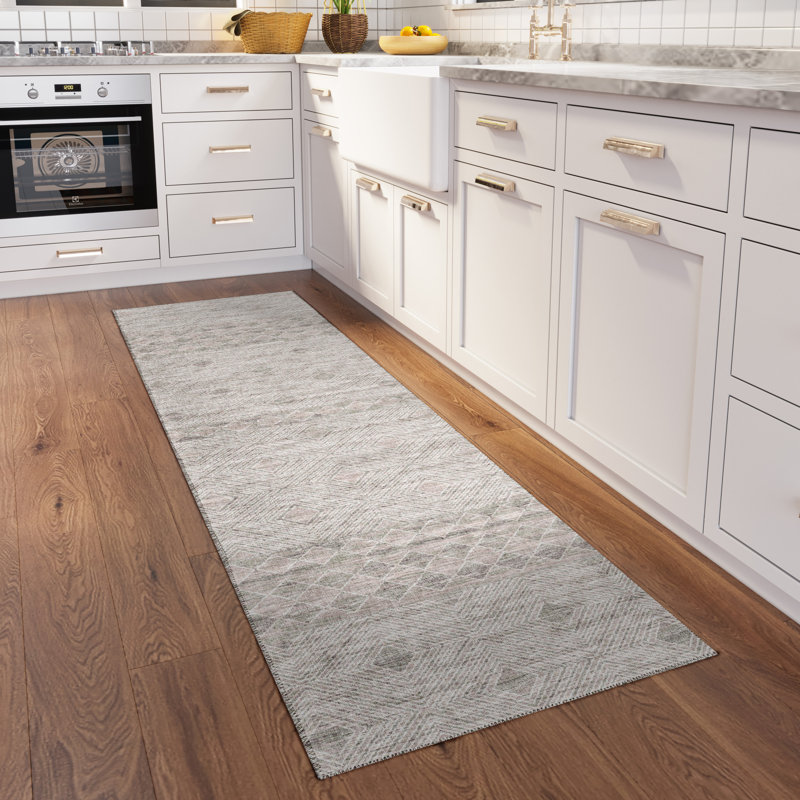 Anazco Chenille Washable Geometric Indoor / Outdoor Rug, Runner 2'3" x 7'6"