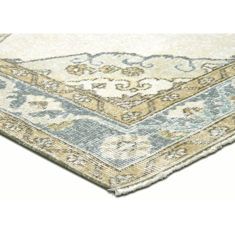 Tapis de couloir unique en laine noué à la main de style années 1960 de 4 pi 9 po x 12 pi 7 po en beige / gris clair