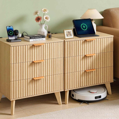 Fluted Nightstands with Charging Station, Dresser for Bedroom with 3 Drawers, Mid Century Modern End Table, Bedside Cabinet Side Table Chest of Dresser, for Bedroom, Living Room, Khaki