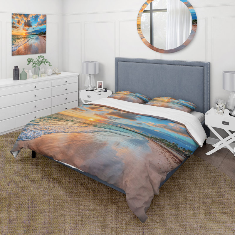 Glorious Sunset Breaking Waves By The Shore - Nautical Duvet Cover Set - Microfiber Polyester