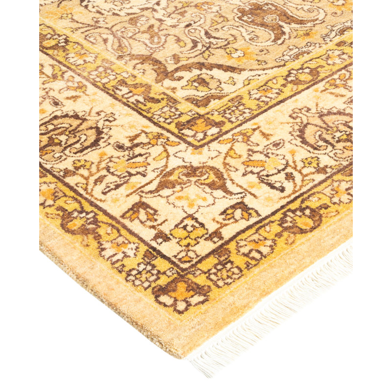 Classic One-of-a-Kind 5' 2" X 7' 10" Hand Knotted Area Rug