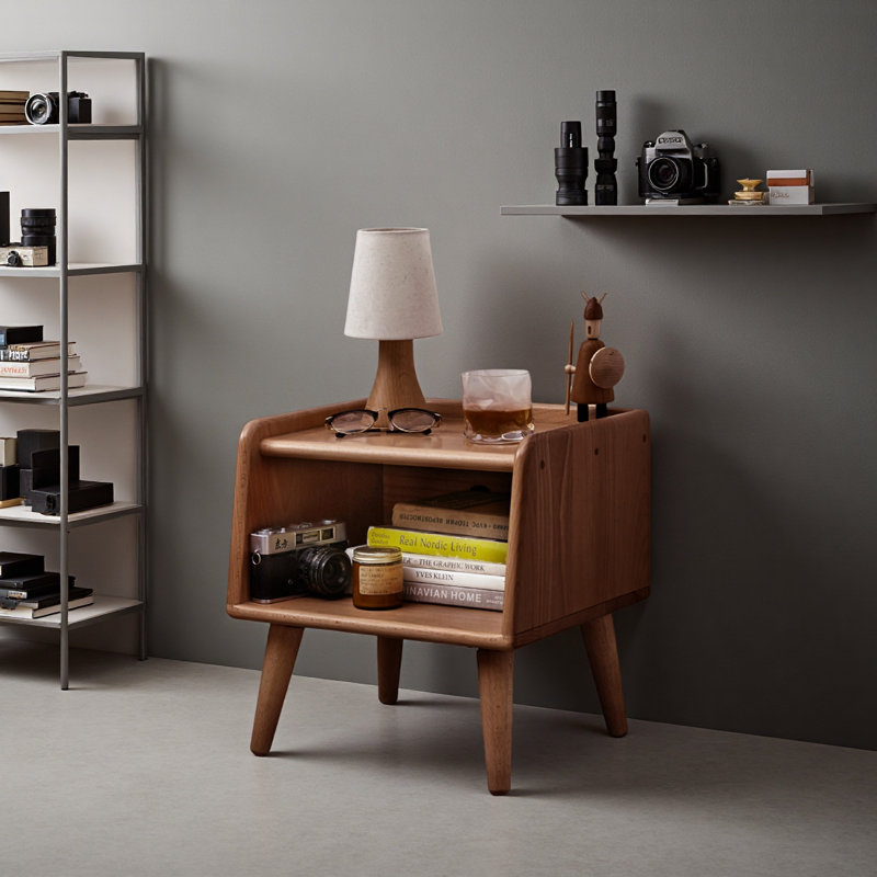 Armoire de chevet en bois massif Pure, Noyer