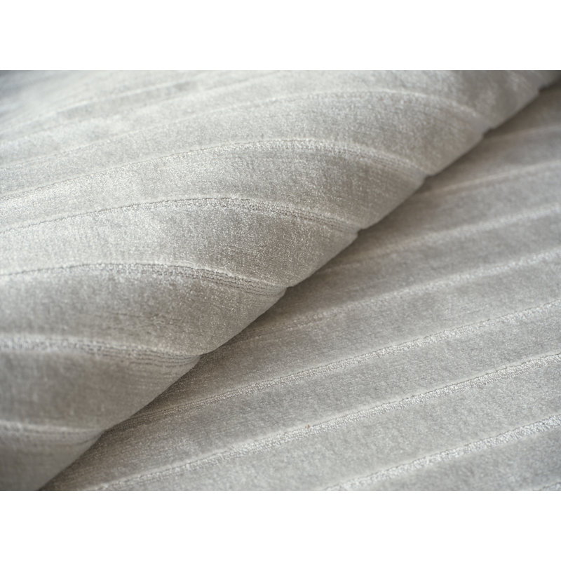 Amani Modern Handmade Silky Nylon, Light Silver Area Rug, Rectangle 10' x 14'