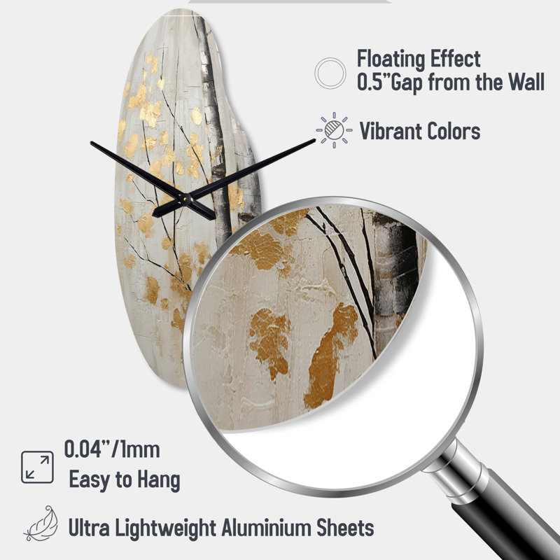 Tree Whispers Of Gray and Gold - Horloge monochrome incurvée en métal, horloge murale asymétrique traditionnelle, Grand