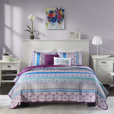 Purple Reversible Bedding Ensemble With Quilt - Bedroom Splendour Global Inspired Exotic