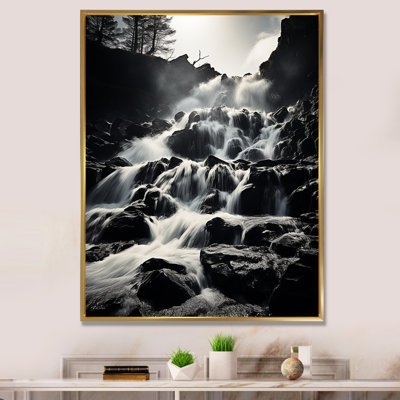 Chute d'eau monochrome en cascade harmonieuse II sur toile