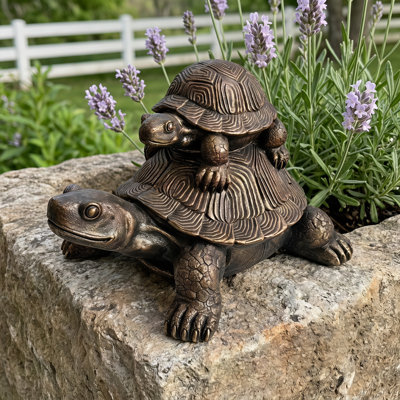 Statue de deux tortues empilées