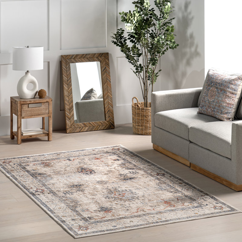 Yanet Floral Traditional Area Rug, Rectangle 4' x 6'