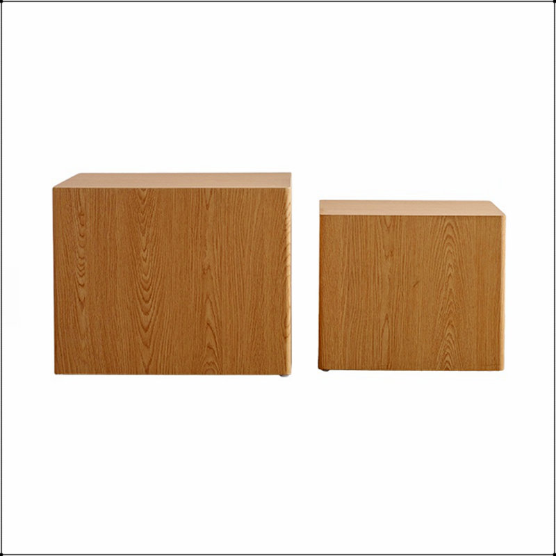 Ensemble de 2 tables basses cubiques en bois naturel