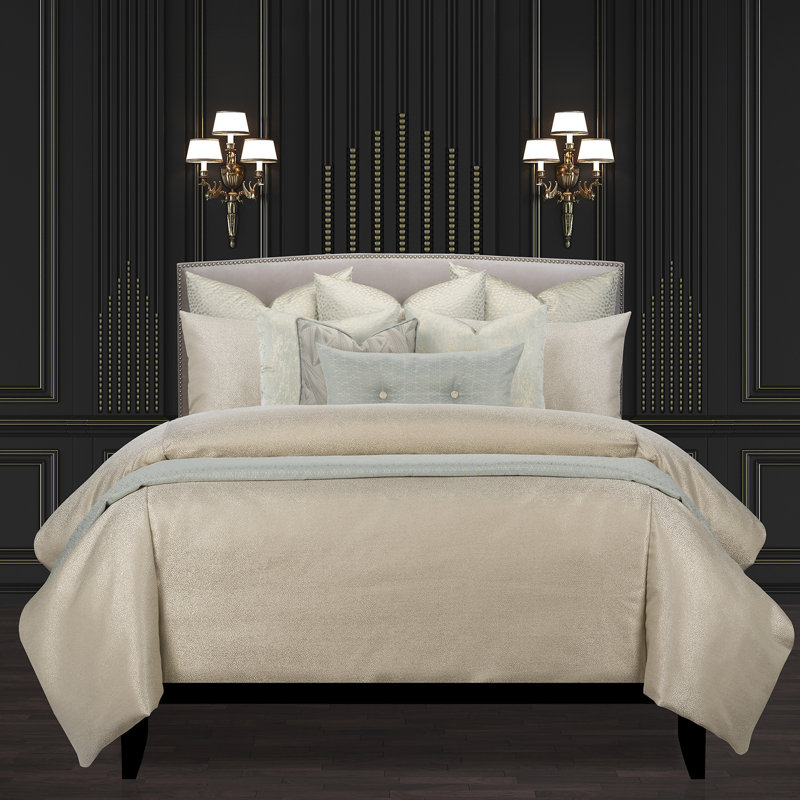 Effervescent Sparkling Supreme Duvet Cover and Insert Set, Queen Duvet Cover + 4 Shame + 4 Throw Pillows, Gray