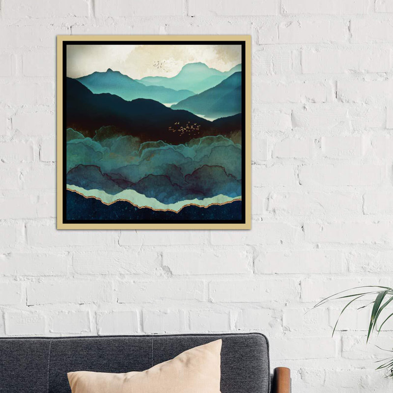 « indigo montagnes » par spacefrog designs-impression, H 26 po x l 26 po x P 1,5 po, Toile encadrée d'or