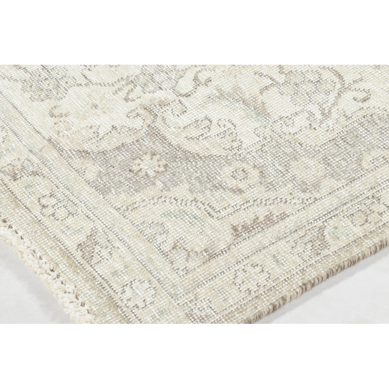 Distressed One-of-a-Kind 4'8X7'9 Hand Knotted Area Rug