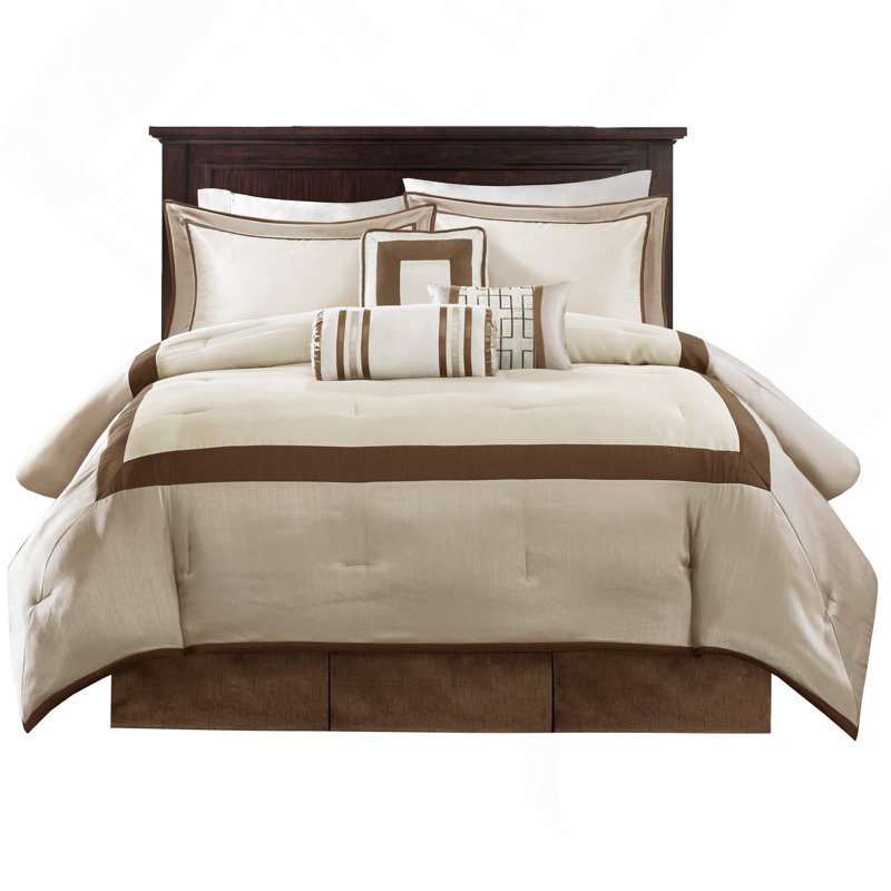 Ensemble d'édredon 7 pièces en taupe / brun pour très grand lit, hypoallergénique et facile à entretenir