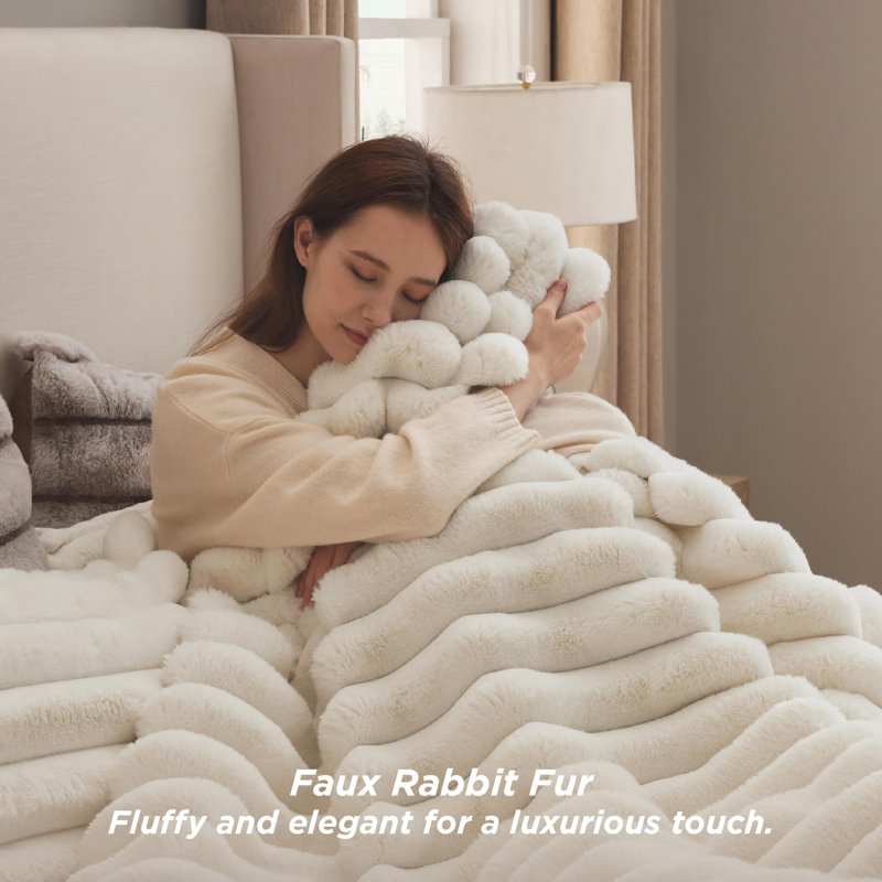 Bedsure Faux Fur Comforter Set