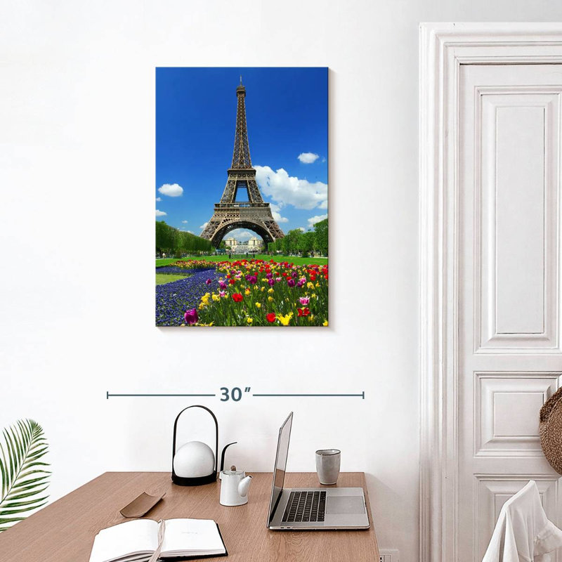 Tour Eiffel Aime au printemps, H 30 po x l 20 po