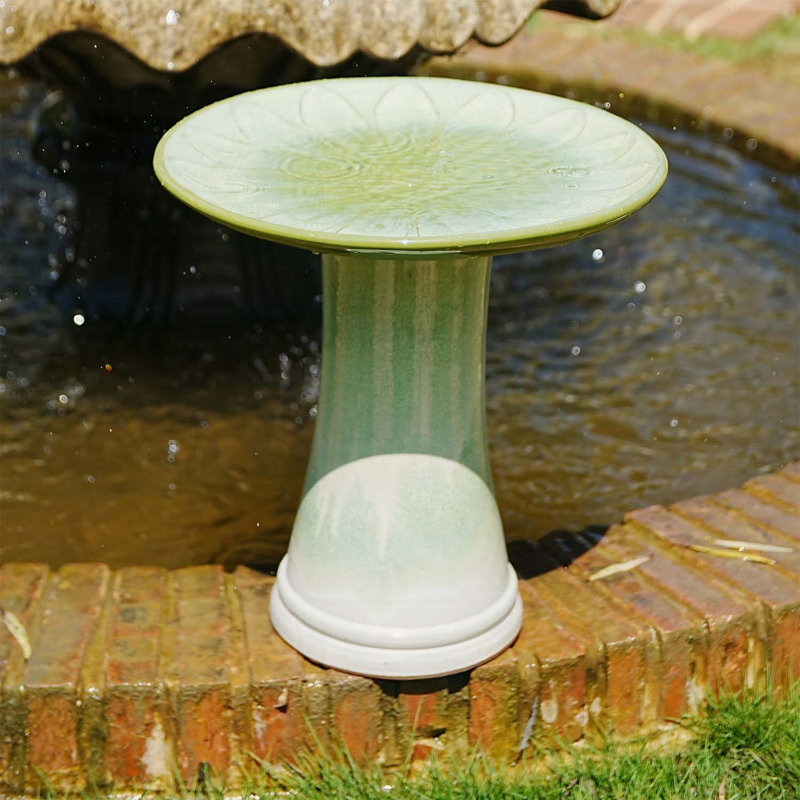 Bain d'oiseaux en céramique émaillée fait à la main avec plateau à pétales et piédestal, glacis dégradé dégradé pour l'extérieur